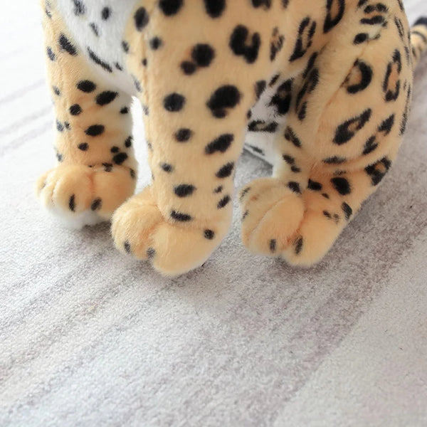 23/27/33CM Lifelike Forest Lion Snow Leopard Plush Toys Simulated Animal Black Leopard Dolls Creative Birthday Decoration Gift