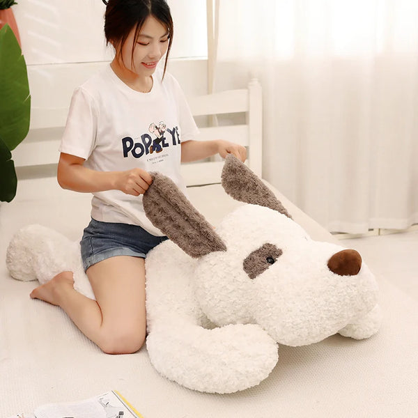 A Loyal Plush Companion for Every Cozy Moment