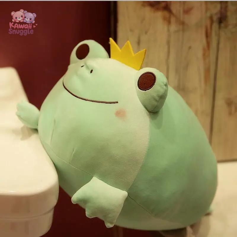 Cute Crown Frog Plush Pillow – Soft Kawaii Smiling Frog Doll green Kawaii Snuggle