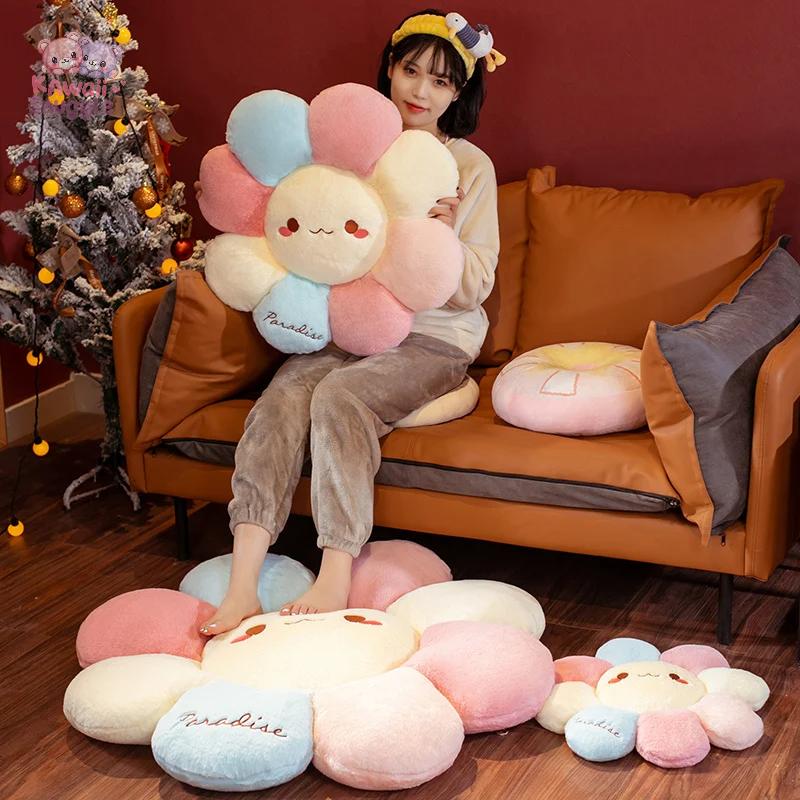 Smile Sunflower Plush Toy – A Blooming Hug of Sunshine!